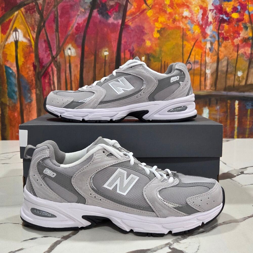 New Balance 530 Grey Silver Size 8.5 Men's, 10 Women's MR530CK